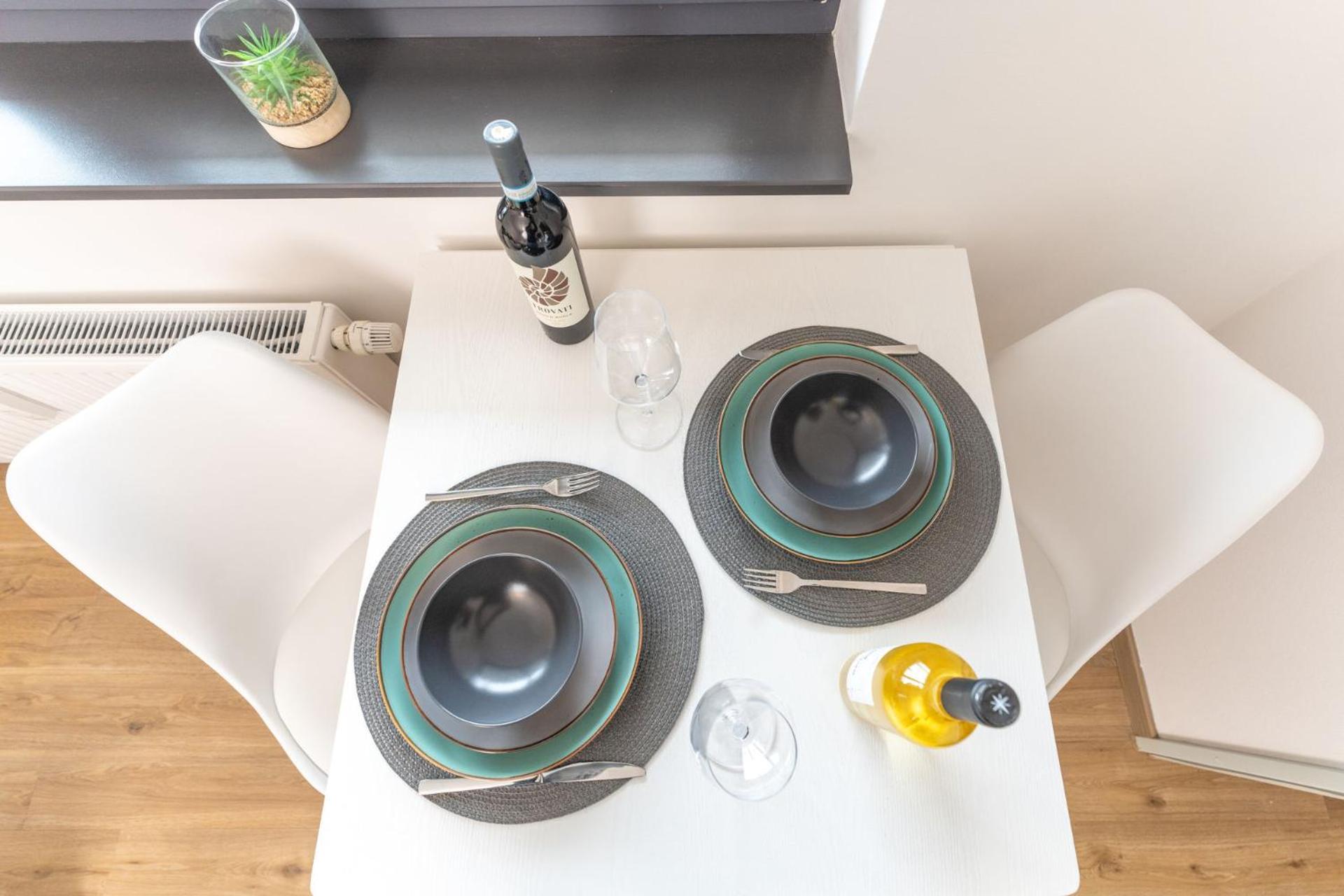 Modernes Apartment Mit Privatem Stellplatz Wenige Minuten Von Der Innenstadt & Mosel Koblenz  Luaran gambar