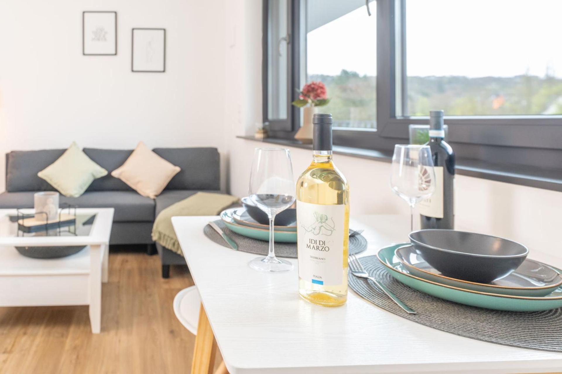 Modernes Apartment Mit Privatem Stellplatz Wenige Minuten Von Der Innenstadt & Mosel Koblenz  Luaran gambar